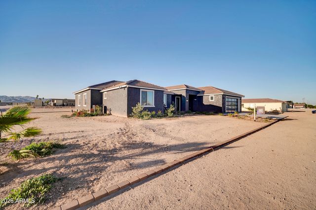 22548 W HUNTINGTON Drive, Buckeye, AZ 85326