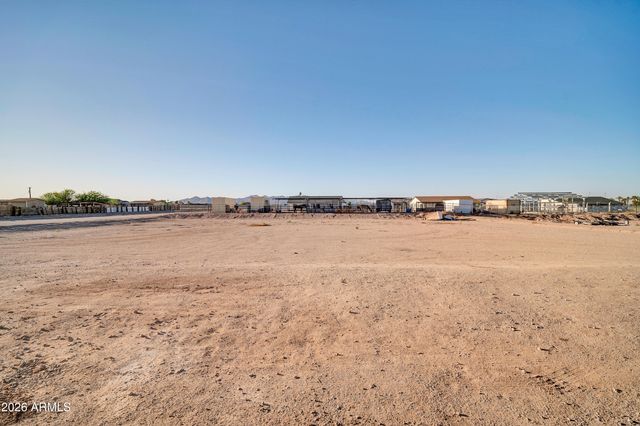22548 W HUNTINGTON Drive, Buckeye, AZ 85326