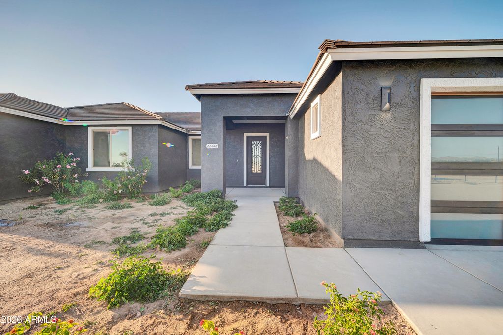 22548 W HUNTINGTON Drive, Buckeye, AZ 85326 — photo 2