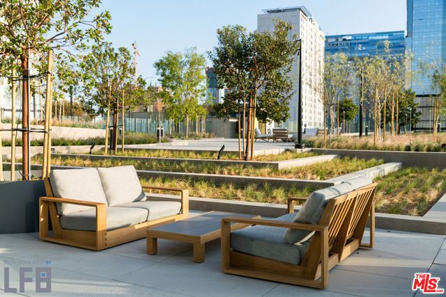 889 Francisco Street 1808, Los Angeles, CA 90017