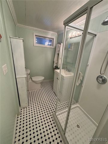 4279 Beach Avenue, Hamburg, NY 14075