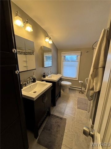 4279 Beach Avenue, Hamburg, NY 14075