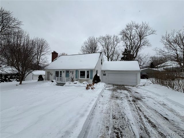 4279 Beach Avenue, Hamburg, NY 14075