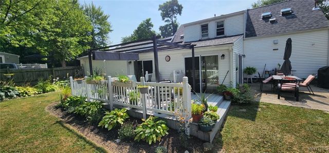 4279 Beach Avenue, Hamburg, NY 14075