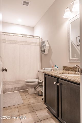 170 Beths Point, West End, NC 27376