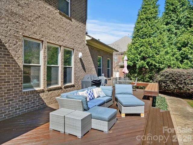 13130 Long Common Parkway, Huntersville, NC 28078