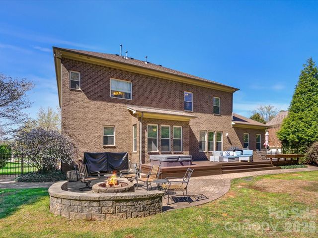 13130 Long Common Parkway, Huntersville, NC 28078