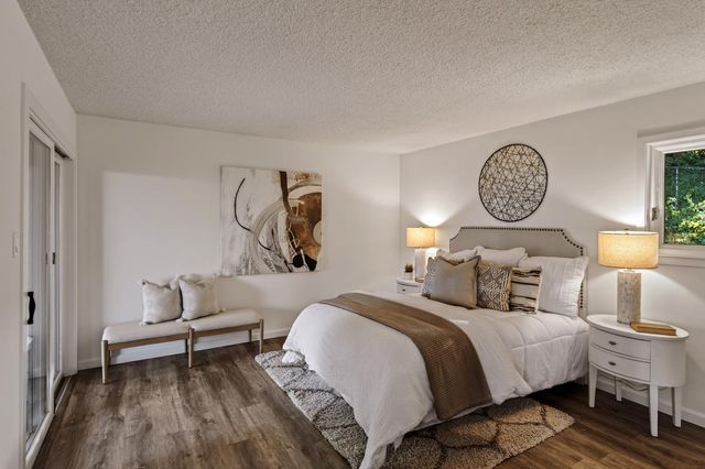 20255 Skyline Boulevard, Woodside, CA 94062