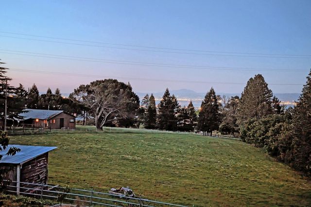 20255 Skyline Boulevard, Woodside, CA 94062