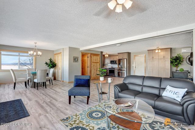 8466 S Big Lake Road, Wasilla, AK 99652