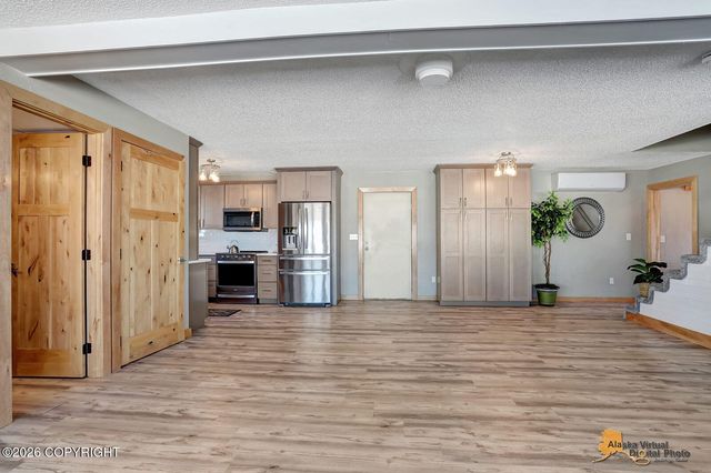 8466 S Big Lake Road, Wasilla, AK 99652