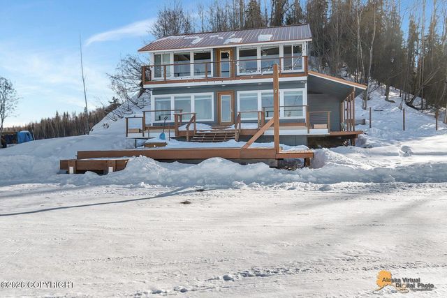 8466 S Big Lake Road, Wasilla, AK 99652