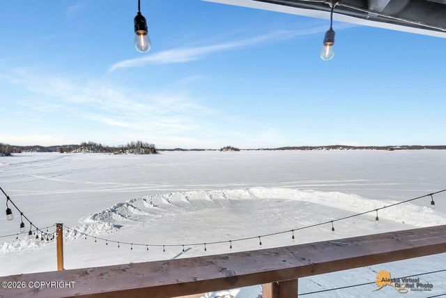 8466 S Big Lake Road, Wasilla, AK 99652