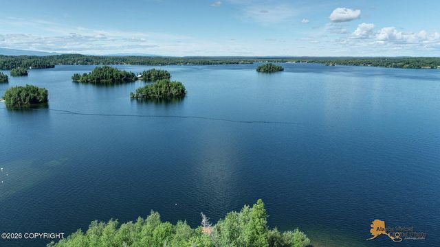 8466 S Big Lake Road, Wasilla, AK 99652