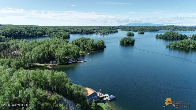 8466 S Big Lake Road, Wasilla, AK 99652