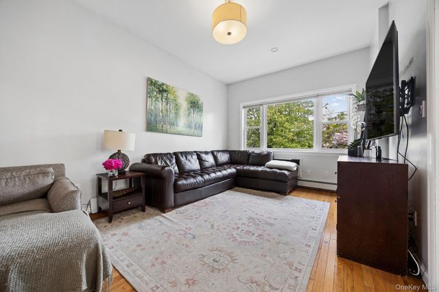 196 Hillside Avenue, Mount Vernon, NY 10553