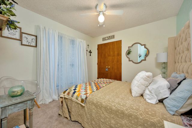 802 Katherine Court, Cedar Hill, TX 75104