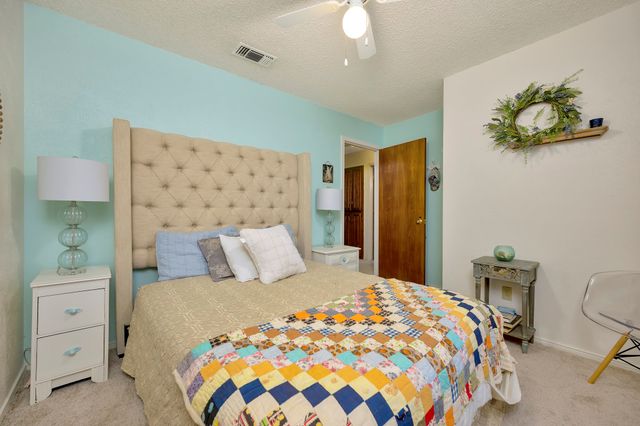 802 Katherine Court, Cedar Hill, TX 75104