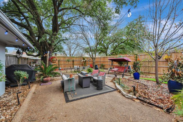 802 Katherine Court, Cedar Hill, TX 75104