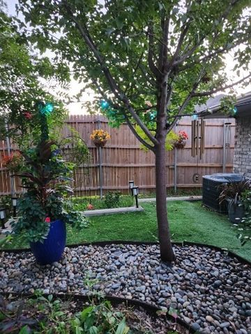 802 Katherine Court, Cedar Hill, TX 75104