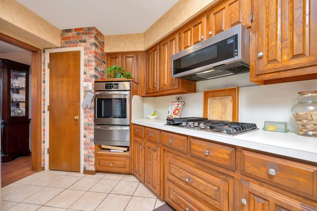 802 Katherine Court, Cedar Hill, TX 75104