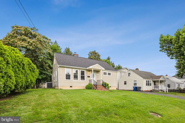 3112 ANNANDALE RD, Falls Church, VA 22042