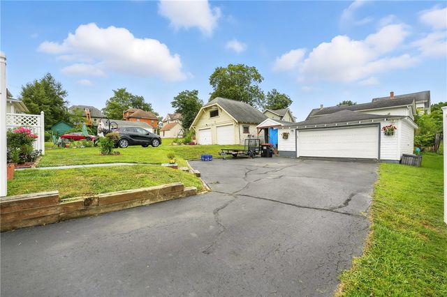 511 E. Leasure Ave., New Castle, PA 16105