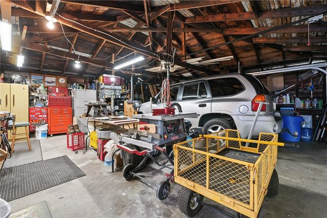 511 E. Leasure Ave., New Castle, PA 16105