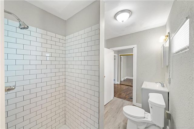 6821 Bales Avenue, Kansas City, MO 64132