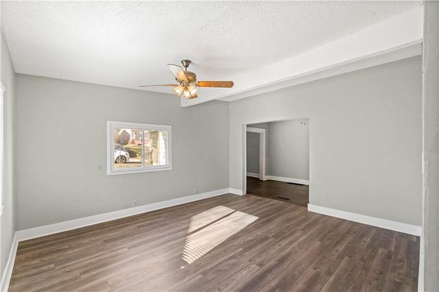 6821 Bales Avenue, Kansas City, MO 64132