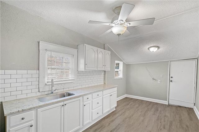 6821 Bales Avenue, Kansas City, MO 64132