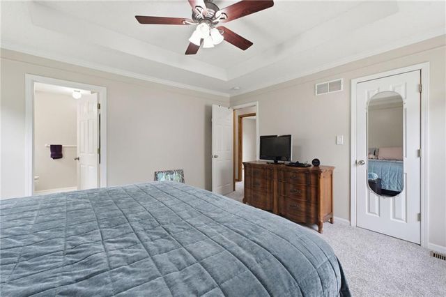 205 Apple Valley Parkway, Belton, MO 64012