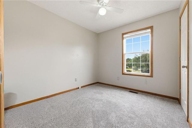 205 Apple Valley Parkway, Belton, MO 64012