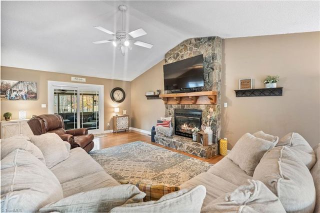 185 Pine Brook Place, Wilkesboro, NC 28697