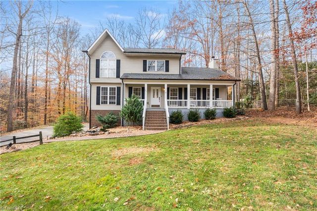 185 Pine Brook Place, Wilkesboro, NC 28697