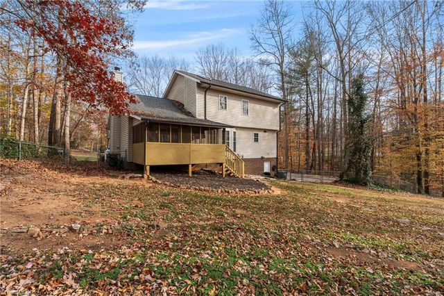 185 Pine Brook Place, Wilkesboro, NC 28697