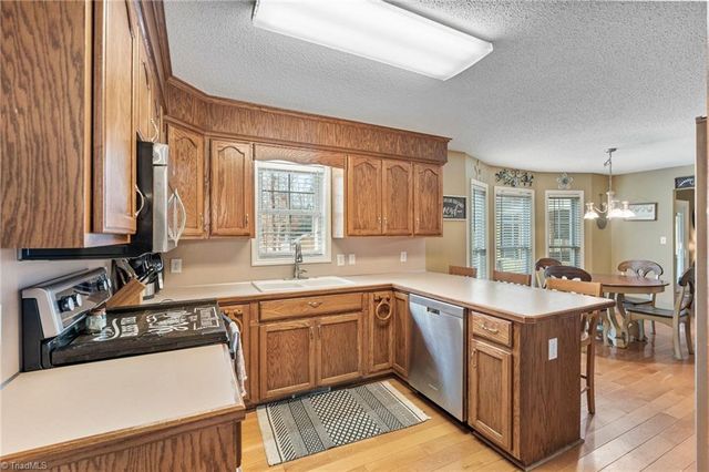 185 Pine Brook Place, Wilkesboro, NC 28697