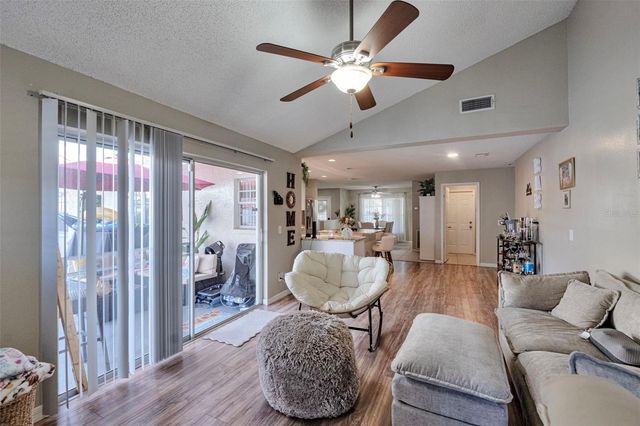 9724 CYPRESS POND AVENUE, Tampa, FL 33647