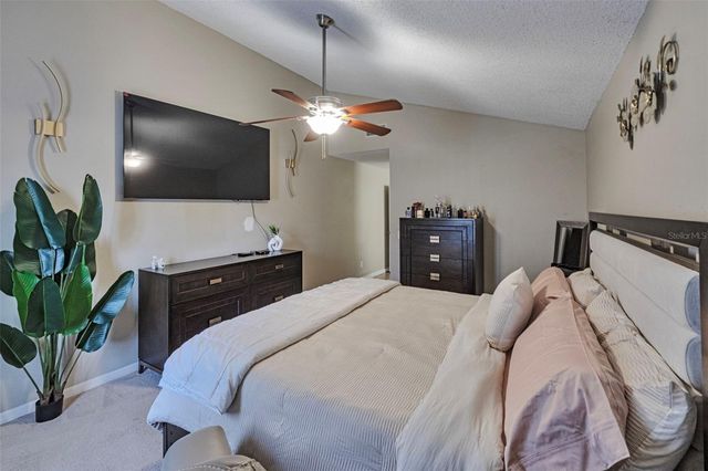 9724 CYPRESS POND AVENUE, Tampa, FL 33647