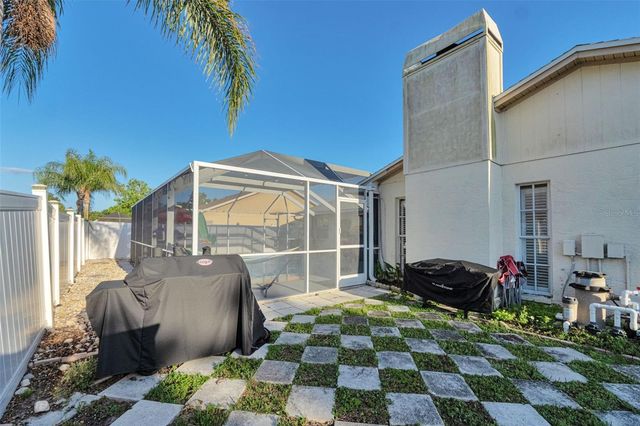 9724 CYPRESS POND AVENUE, Tampa, FL 33647