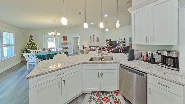 7408 Gordon Evans Road, Navarre, FL 32566