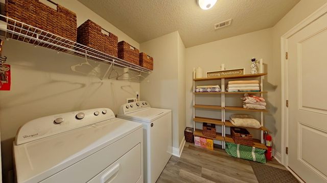 7408 Gordon Evans Road, Navarre, FL 32566