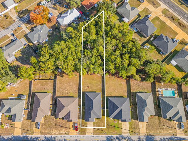 7408 Gordon Evans Road, Navarre, FL 32566