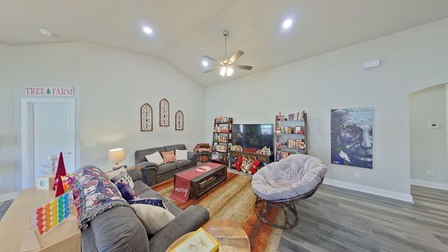 7408 Gordon Evans Road, Navarre, FL 32566