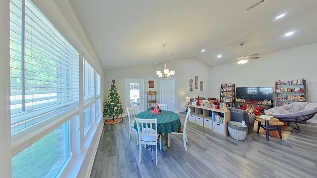 7408 Gordon Evans Road, Navarre, FL 32566