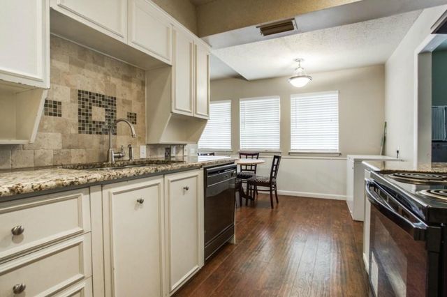 3801 Eugene Court N, Irving, TX 75062