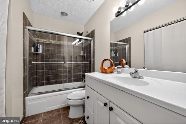 1037 SOCIETY BLVD, Cherry Hill, NJ 08003