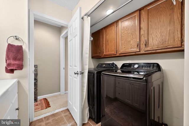 1037 SOCIETY BLVD, Cherry Hill, NJ 08003