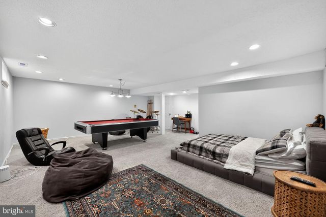 1037 SOCIETY BLVD, Cherry Hill, NJ 08003