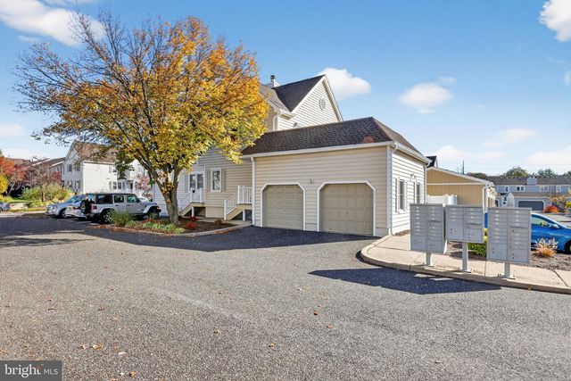 1037 SOCIETY BLVD, Cherry Hill, NJ 08003